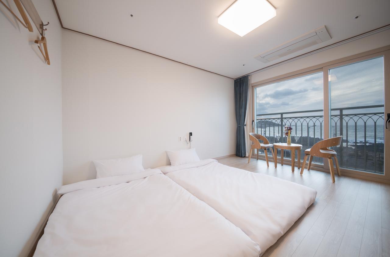 Jeju Mon Dieu Hotel Buitenkant foto